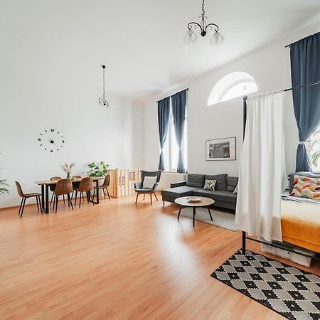 117 M² Near Nussdorferstrasse Apartment Wina Bagian luar foto